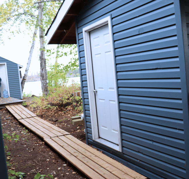 Errington Lake Lodge Second Cabin